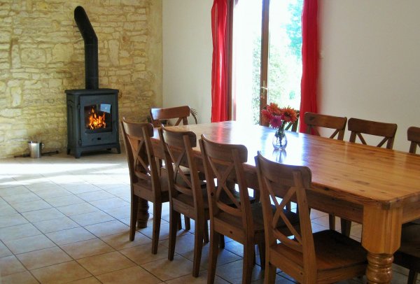 Dining area in La Grange vacation cottage, France
