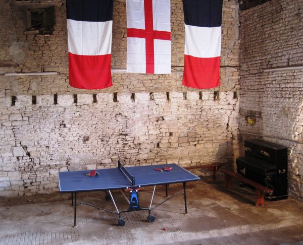 Table-tennis barn at Les Hiboux self-catering cottages, France